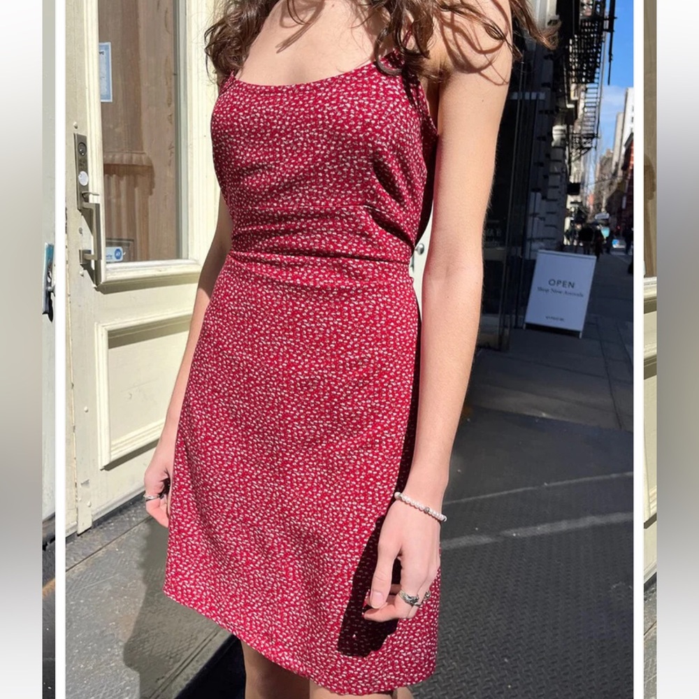Brandy Melville COLLEEN DRESS
